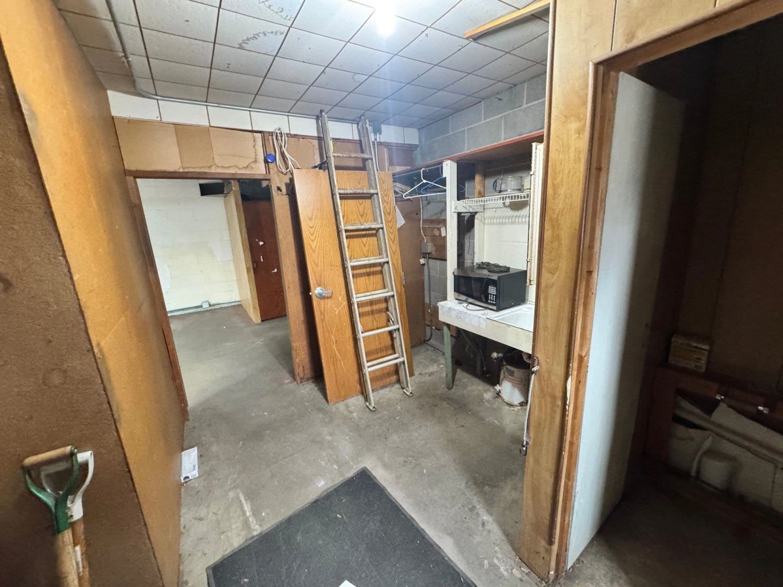 900 W 41st Street — photo 8 of 8, Sioux Falls, SD commercial real estate for lease